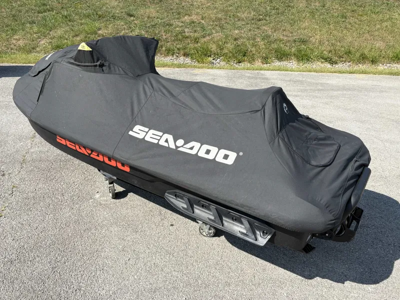 Slide: The Image of Sea-Doo GTI SE 130 2023 - 39