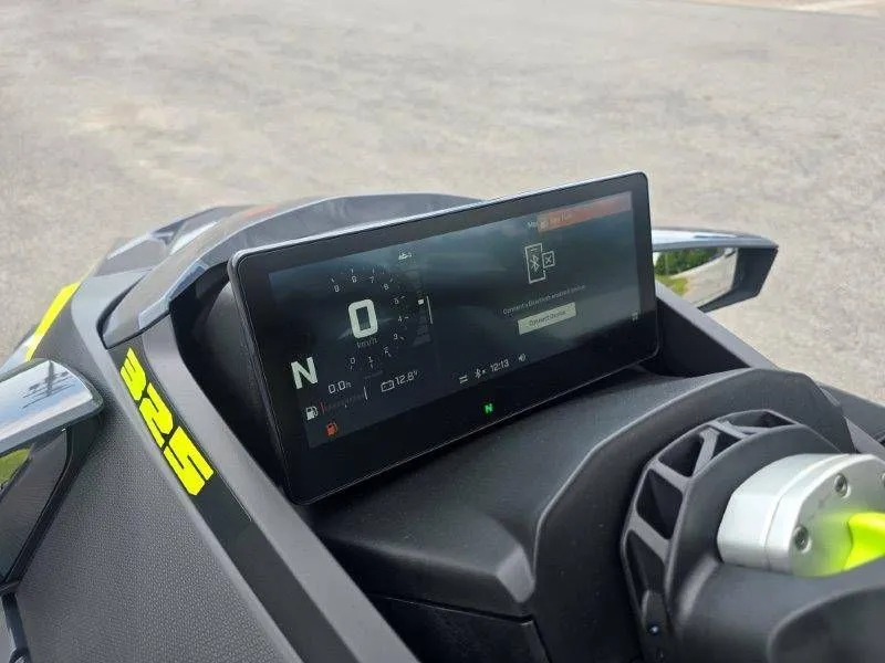 Slide: The Image of Sea-Doo RXT-X 325 2026 - 16