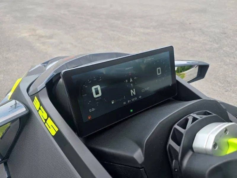 Slide: The Image of Sea-Doo RXT-X 325 2026 - 22