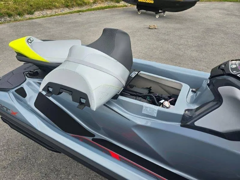 Slide: The Image of Sea-Doo RXT-X 325 2026 - 35