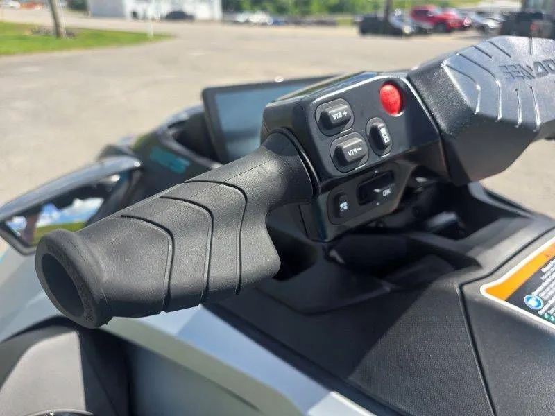 Slide: The Image of Sea-Doo GTX Limited 325 w/ Sound 2026 - 28