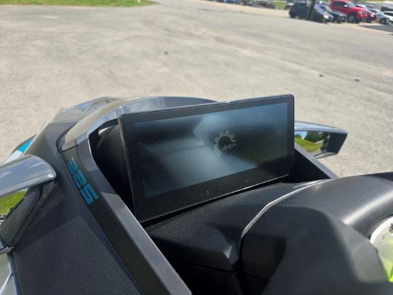 Slide: The Image of Sea-Doo GTX Limited 325 w/ Sound 2026 - 34