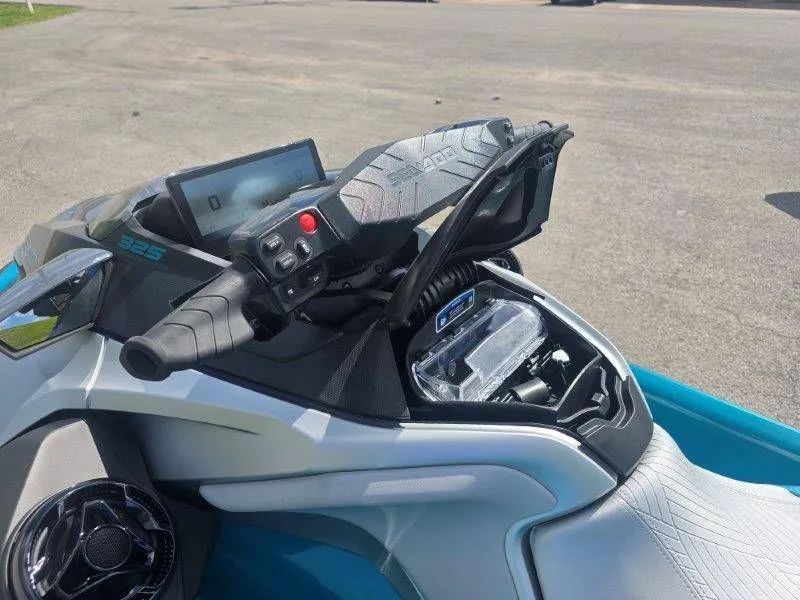 Slide: The Image of Sea-Doo GTX Limited 325 w/ Sound 2026 - 36