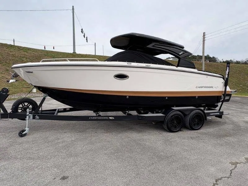 Slide: The Image of Chaparral 28 Surf 2025 - 107