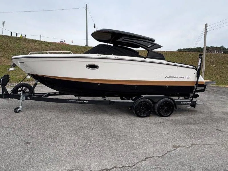 Slide: The Image of Chaparral 28 Surf 2025 - 109