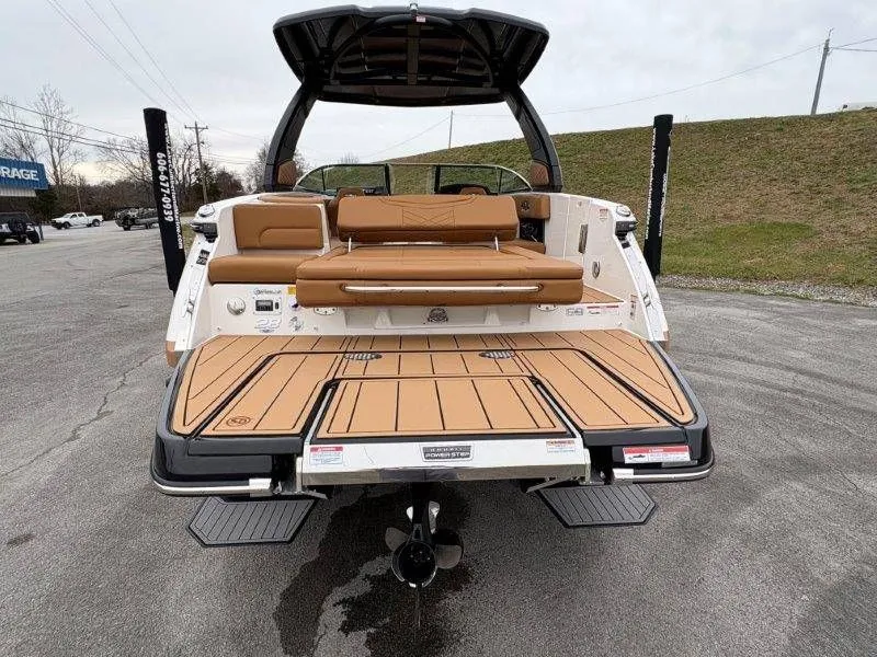 Slide: The Image of Chaparral 28 Surf 2025 - 14