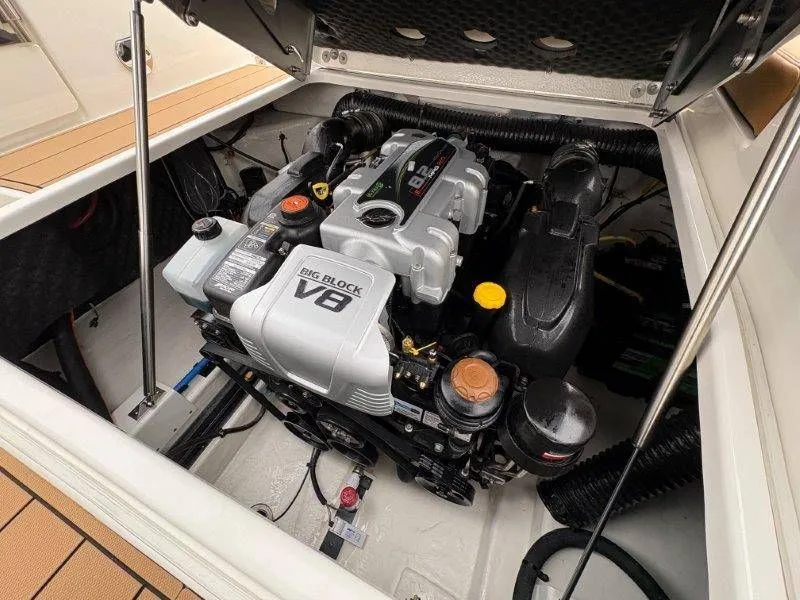 Slide: The Image of Chaparral 28 Surf 2025 - 49