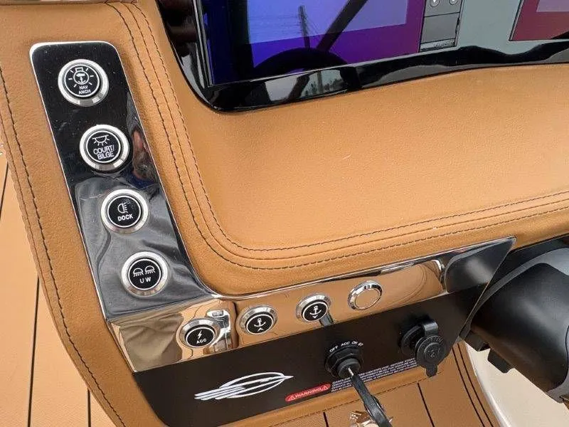 Slide: The Image of Chaparral 28 Surf 2025 - 81