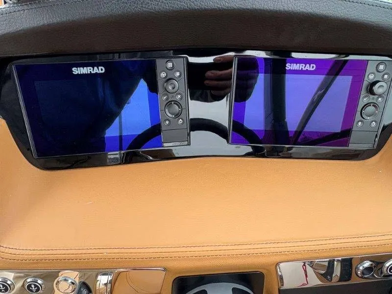 Slide: The Image of Chaparral 28 Surf 2025 - 84