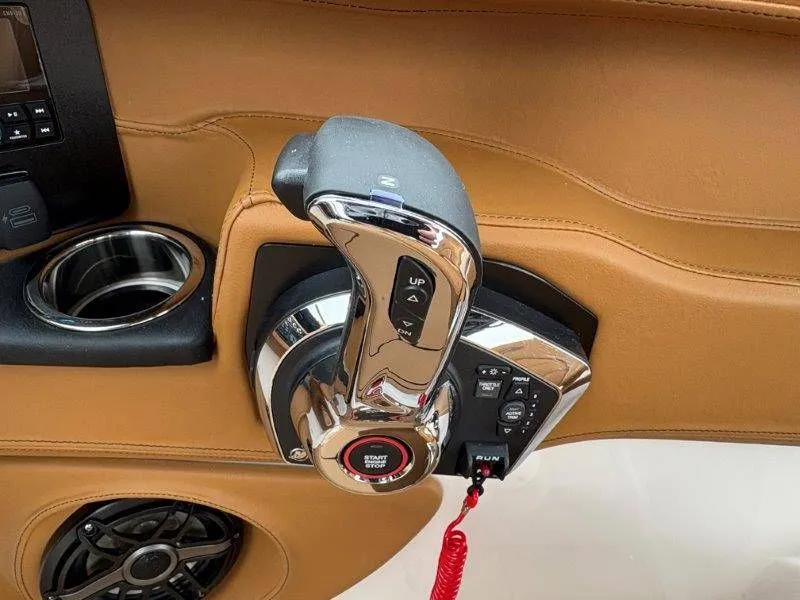 Slide: The Image of Chaparral 28 Surf 2025 - 85