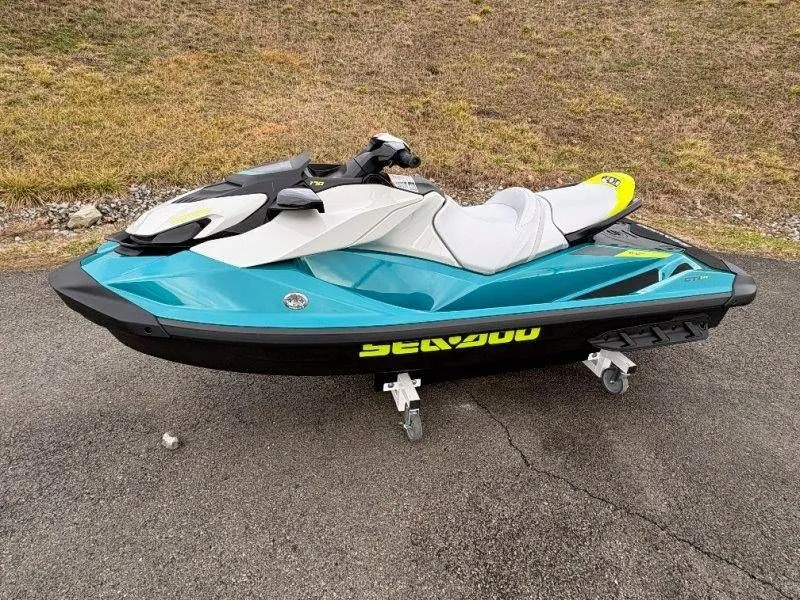 Slide: The Image of Sea-Doo GTI SE 170 2026 - 22
