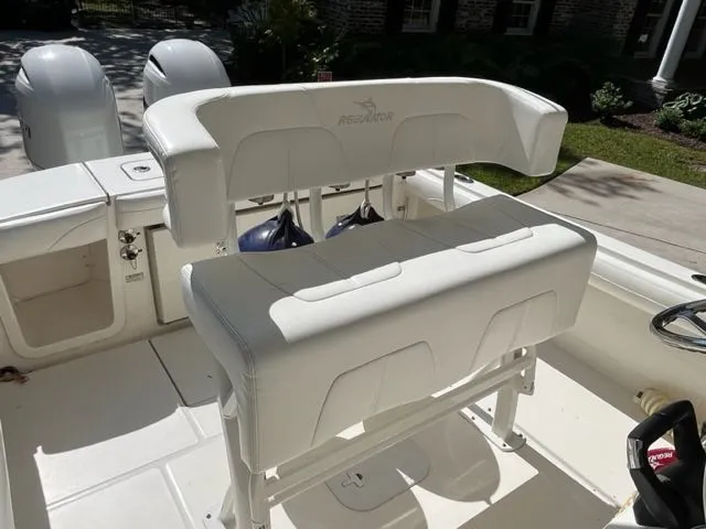 Slide: The Image of Regulator Marine 23 Cc 2022 - 11