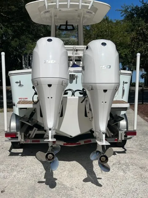 Slide: The Image of Regulator Marine 23 Cc 2022 - 4