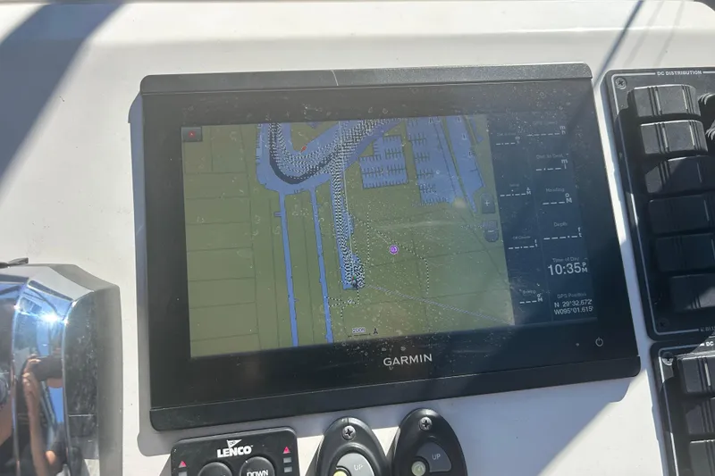 Slide: The Image of Garmin navigation display on 2020 Dargel Kat 250 HDX boat dashboard. - 39