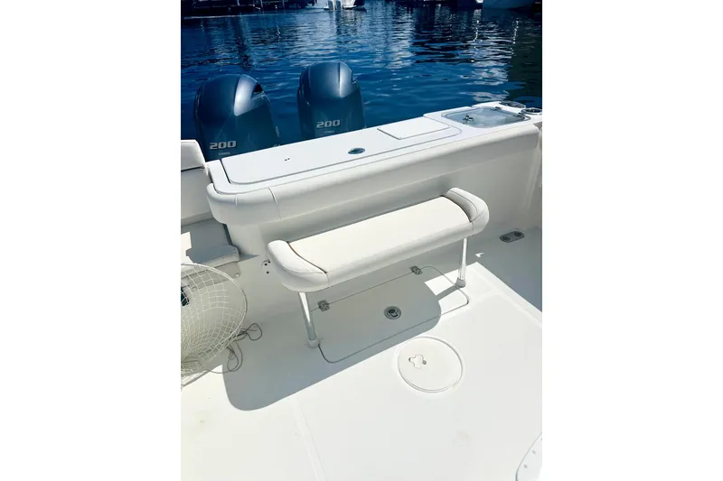 Slide: The Image of 2020 Sea Hunt Gamefish 27 boat with twin 200 engines and forward seating. - 11