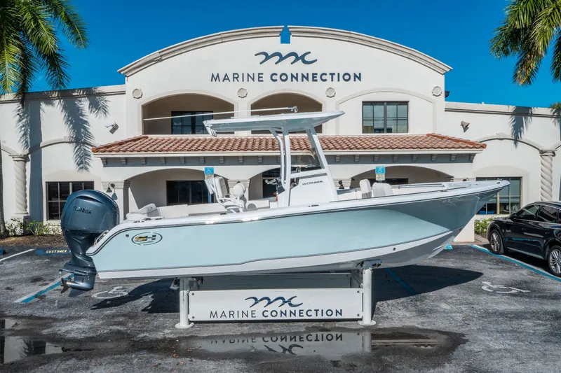 Slide: The Image of Sea Hunt Ultra 229 2026 - 1