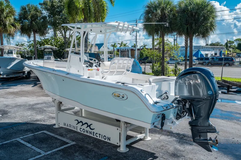 Slide: The Image of Sea Hunt Ultra 229 2026 - 4