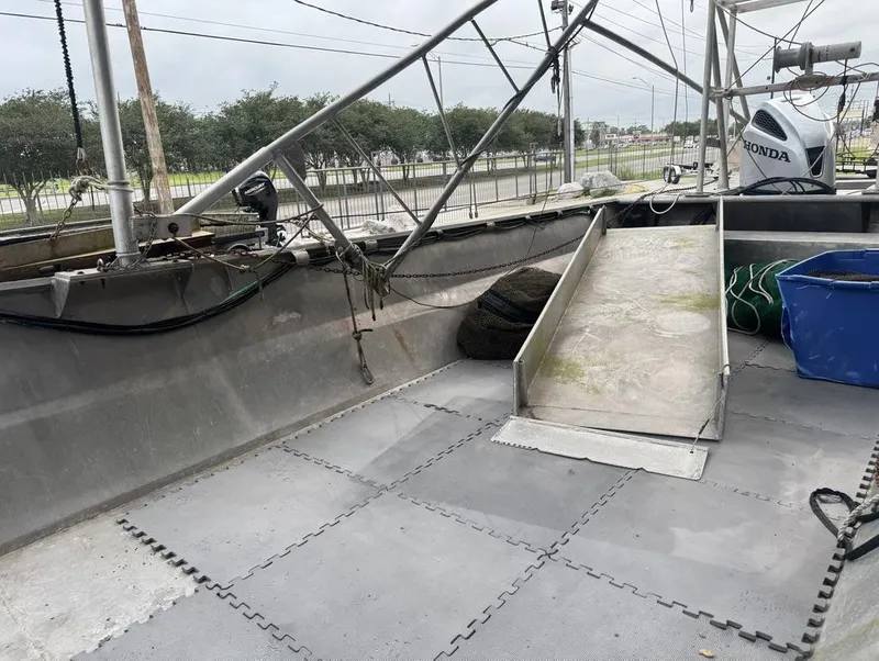 Slide: The Image of Custom Custom Commercial 2002 - 18