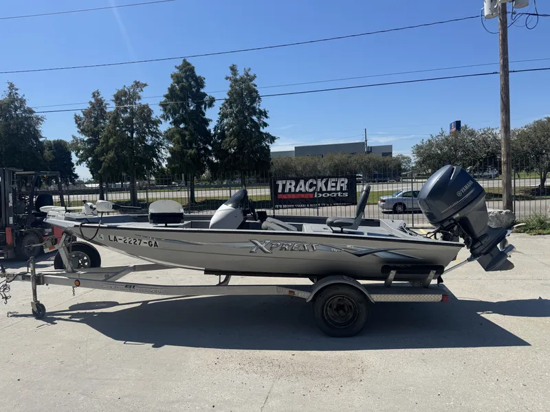 Slide: The Image of Xpress H17 2012 - 12