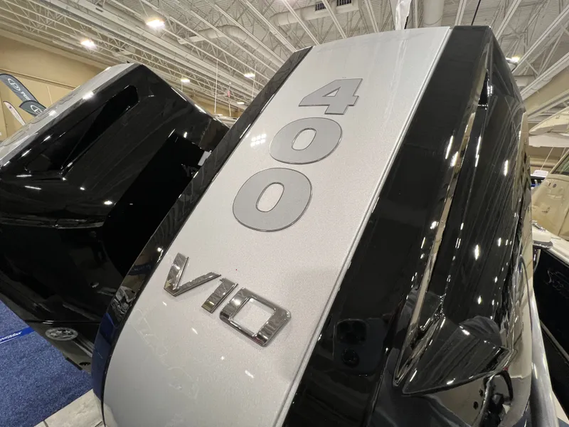 Slide: The Image of Scout 330 LXF 2026 - 4
