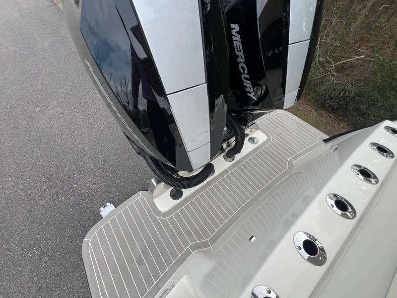 Slide: The Image of Scout 330 LXF 2026 - 5