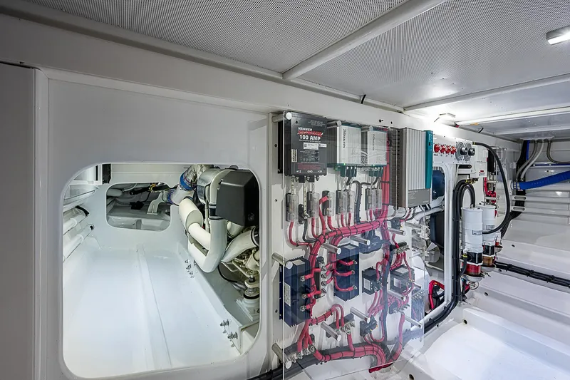 Slide: The Image of Maverick 50 "Lucky" - Engine Room - 36