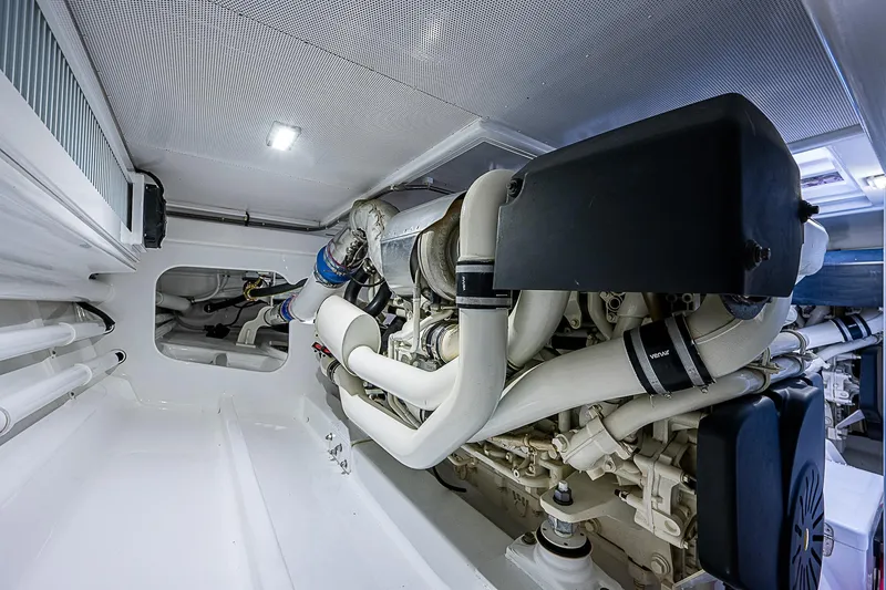 Slide: The Image of Maverick 50 "Lucky" - Engine Room - 41