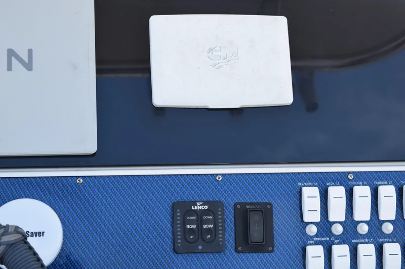 Slide: The Image of 2008 Hydra-Sports Vector 3300 VX boat detail against a bright, cloudy sky. - 132