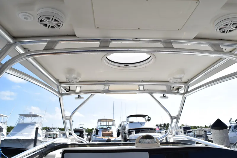 Slide: The Image of Bow view of 2008 Hydra-Sports Vector 3300 VX on water, showcasing sleek design. - 142