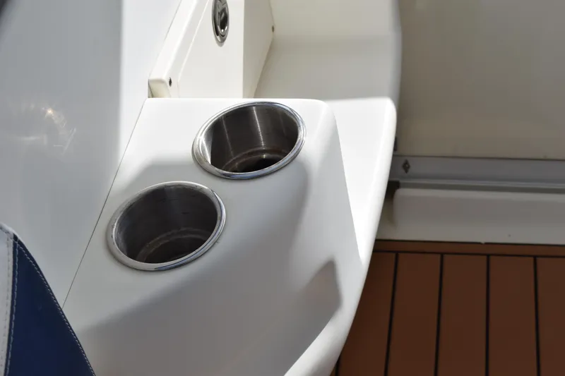 Slide: The Image of 2008 Hydra-Sports Vector 3300 VX boat docked at marina under blue sky. - 151