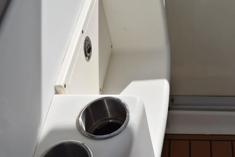 Slide: The Image of 2008 Hydra-Sports Vector 3300 VX docked at marina under blue sky. - 152