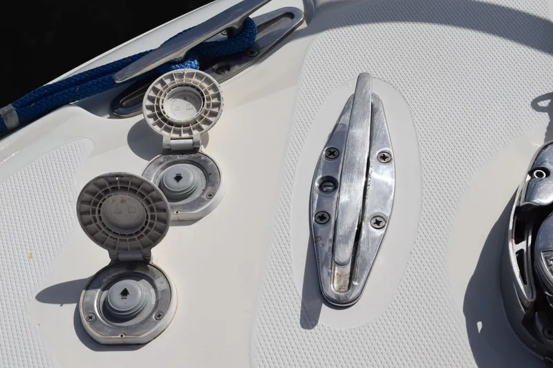 Slide: The Image of Control panel of a 2008 Hydra-Sports Vector 3300 VX boat with switches and throttle. - 205