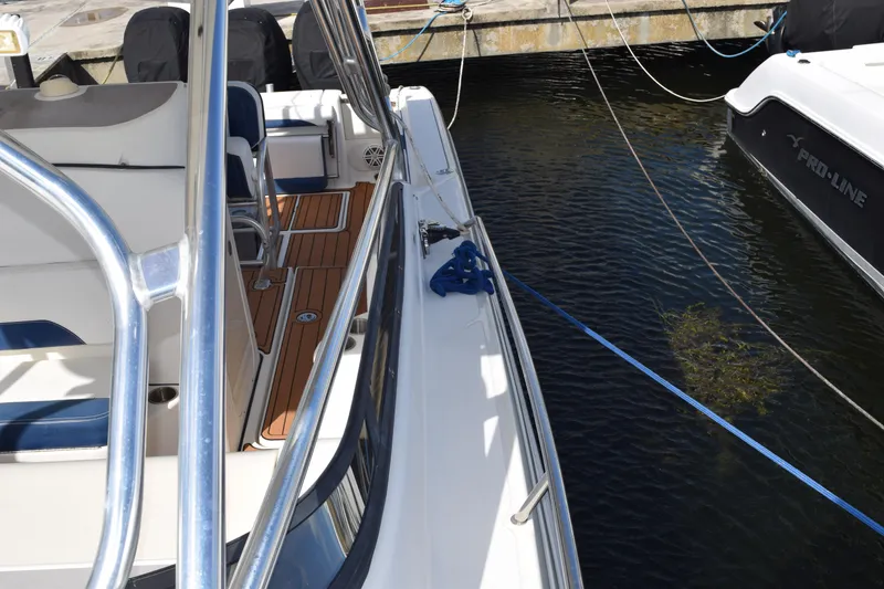 Slide: The Image of Fusion MS-NRX300 marine stereo on 2008 Hydra-Sports Vector 3300 VX, blue carbon fiber background. - 214