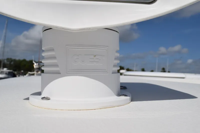 Slide: The Image of 2008 Hydra-Sports Vector 3300 VX boat docked at marina under blue sky. - 231