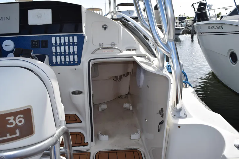 Slide: The Image of 2008 Hydra-Sports Vector 3300 VX interior cabin with white walls and fixtures. - 99