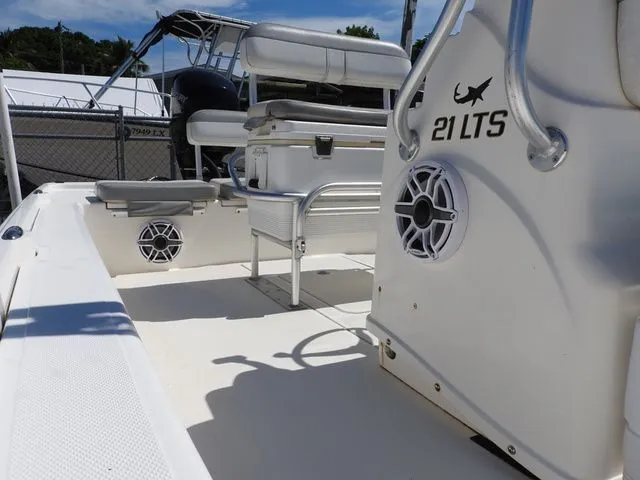 Slide: The Image of Mako 21 LTS 2019 - 3