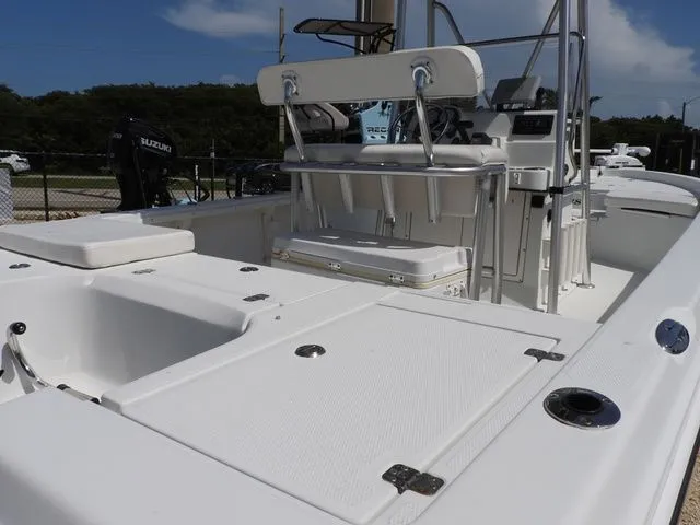 Slide: The Image of Sailfish 2100 Bay Cc 2003 - 7