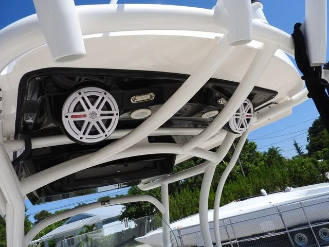 Slide: The Image of Wellcraft 222 CC 2019 - 13