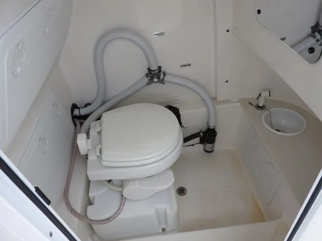 Slide: The Image of Sea Pro 239 Sport 2022 - 15