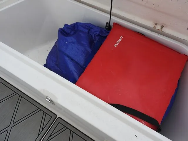 Slide: The Image of Robalo R230 Center Console 2003 - 10