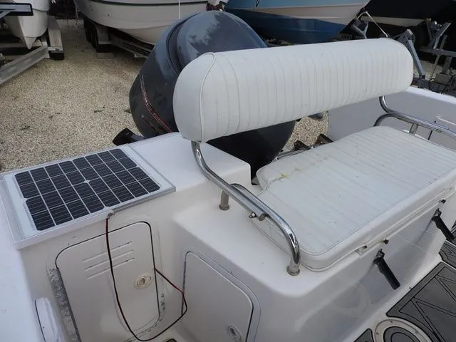 Slide: The Image of Robalo R230 Center Console 2003 - 13