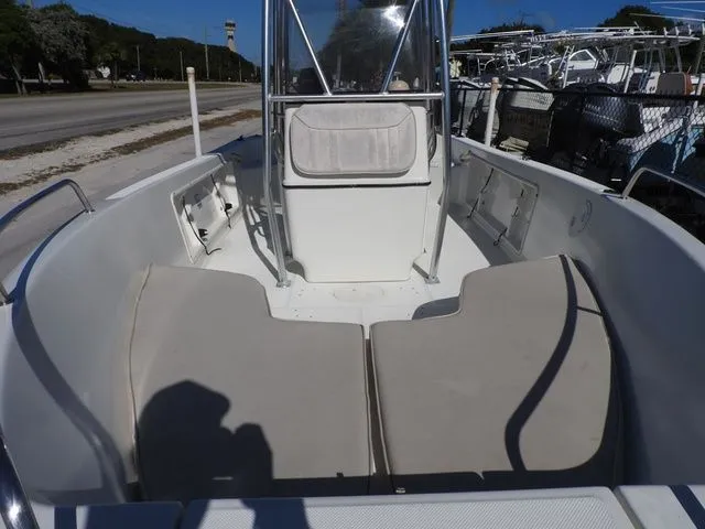 Slide: The Image of Hydra-Sports 18cc 2003 - 10