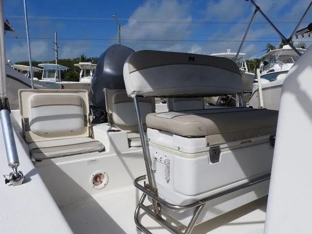 Slide: The Image of NauticStar 21VS 2015 - 11