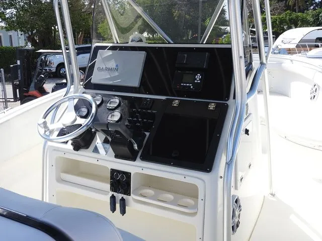 Slide: The Image of Hydra-Sports 2800cc 2005 - 15