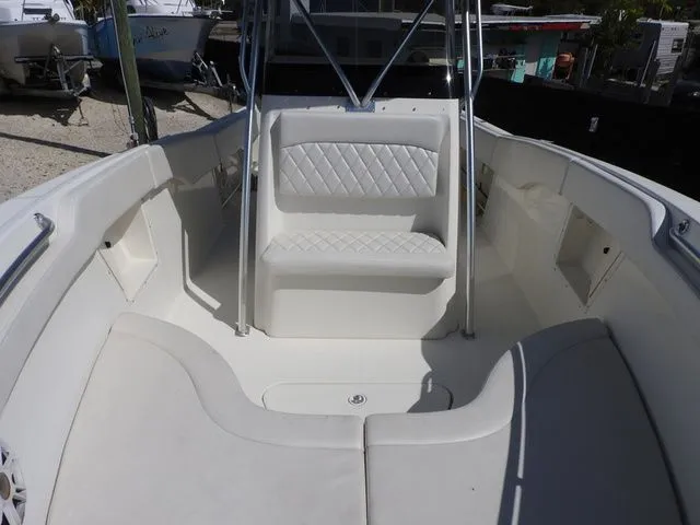 Slide: The Image of Hydra-Sports 2800cc 2005 - 18