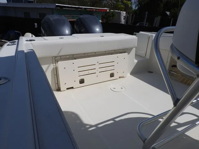 Slide: The Image of Hydra-Sports 2800cc 2005 - 9