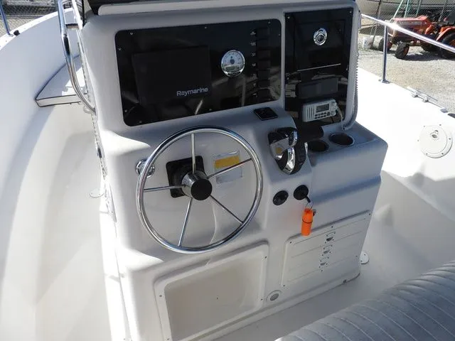 Slide: The Image of Pro-Line 240 Sportsman 1998 - 12