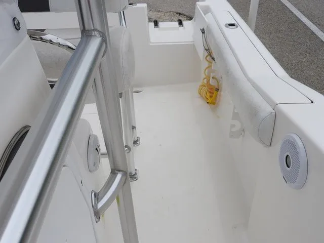 Slide: The Image of Tidewater 230 2013 - 16