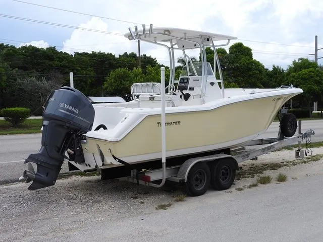 Slide: The Image of Tidewater 230 2013 - 4