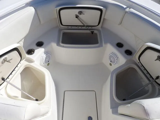 Slide: The Image of Hydra-Sports 2200DC 2008 - 16